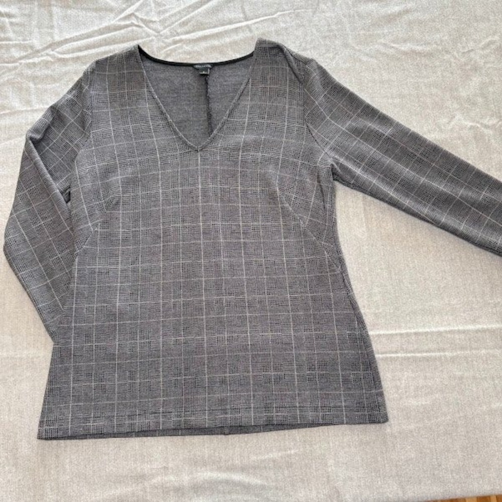 Ann Taylor Women's Plaid V-Neck Long Sleeve Blouse Top - Size M